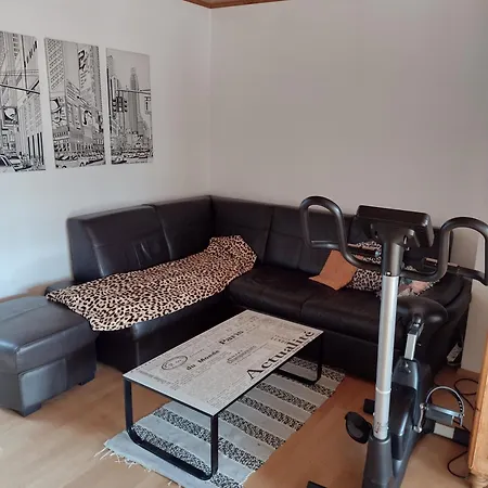 Pur In Stadtnaehe Vakantiehuis